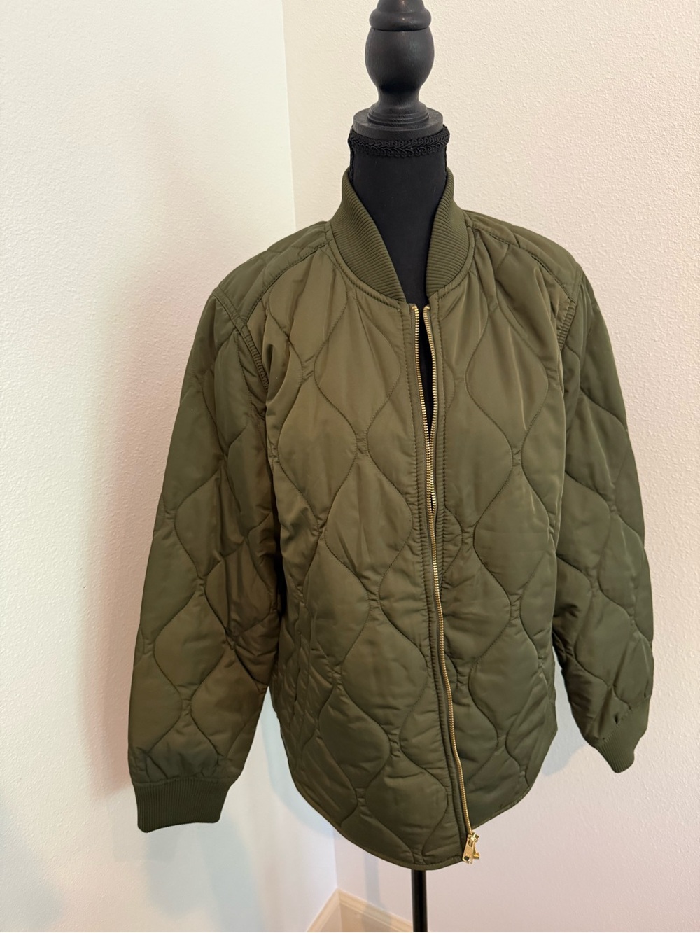 Old Navy Olive Quilted Puffer bomber style Jacket